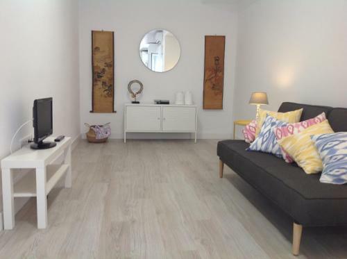 Pink Lemon Apartments