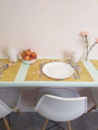 Pink Lemon Apartments