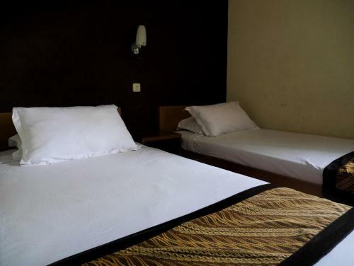 Bed & Breakfast Rumah Tawa Hotel Syariah