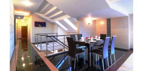 Bed & Breakfast Rumah Tawa Hotel Syariah