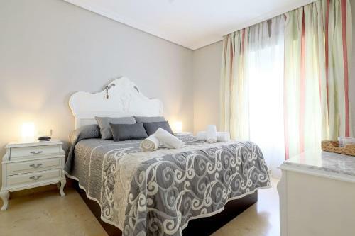 Apartamento Duque De Hornachuelos, Parking En Pleno Centro