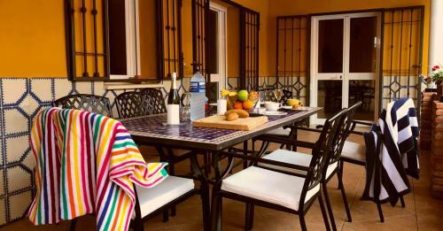 Stunning 4-bed Roman Villa Spain's Golden Triangle