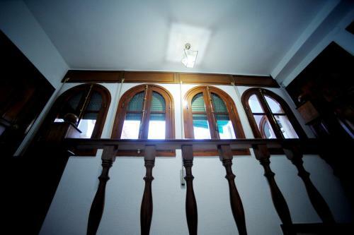 Bed & Breakfast San Basilio�s Red House