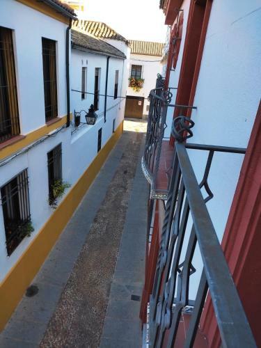 Bed & Breakfast San Basilio�s Red House