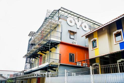 Hotel Oyo 2400 Maleo Exclusive Residence