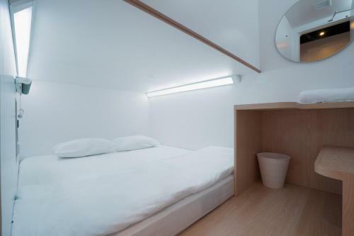 Hotel Bobobox Pods Alun Alun