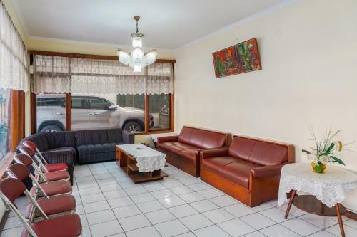Oyo 2539 Hotel Kurnia