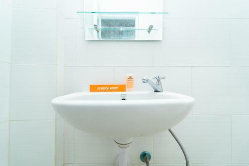 Hostal Koolkost Near Parahyangan University 4 - Minimun Stay 30 Night