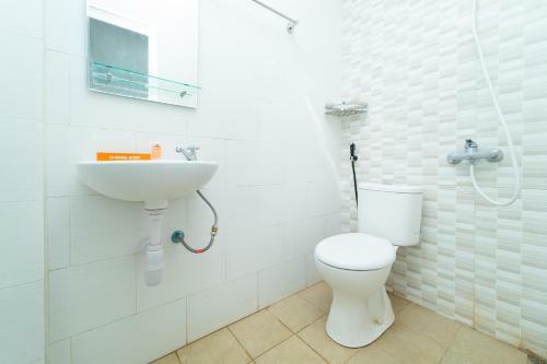 Hostal Koolkost Near Parahyangan University 4 - Minimun Stay 30 Night