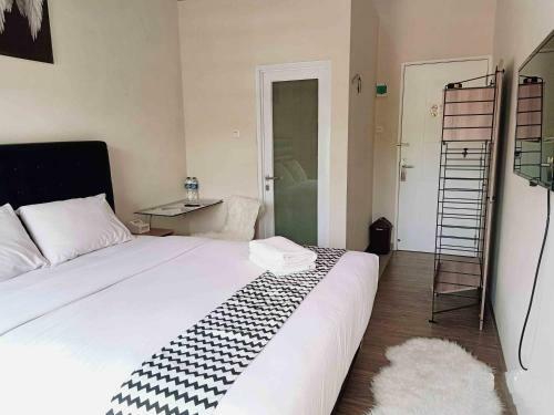 Amaryllis Hotels
