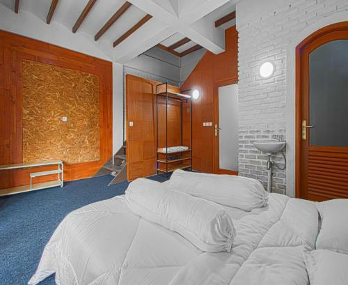 Hotel Kupu Kupu Lembang