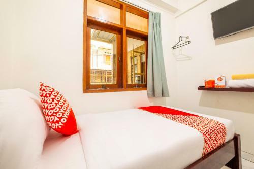 Hotel Vaccinated Staff - Oyo 2265 Bunga Bakung Residence