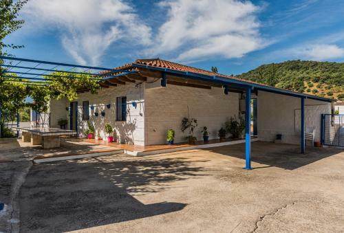 Agroturismo Casa Rural "all�n Frente"