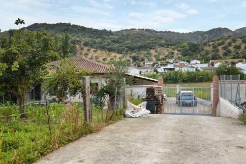 Agroturismo Casa Rural "all�n Frente"