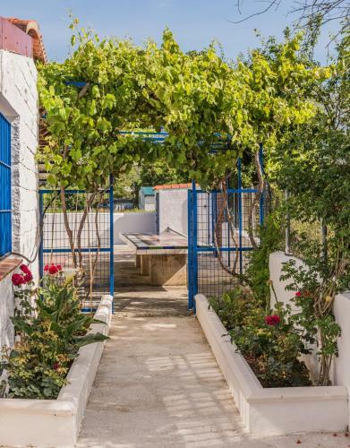 Agroturismo Casa Rural "all�n Frente"