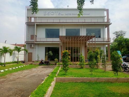 Oyo 90102 Edotel Hotel By Dbest Hospitality