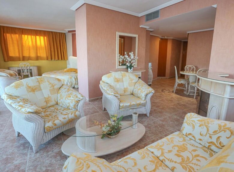 Hotel Kaktus Albir