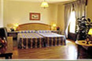 Hotel Mirasierra