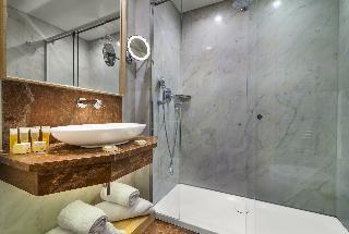Bradul Hotel