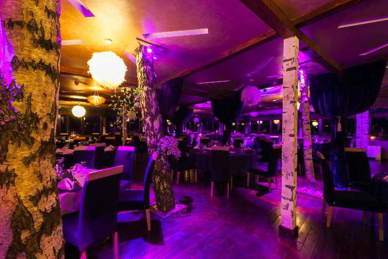Hotel Alpin(.)