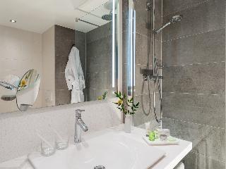 Hotel NH Hamburg Altona