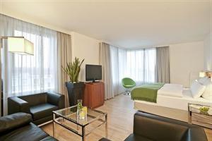Hotel NH Hamburg Altona