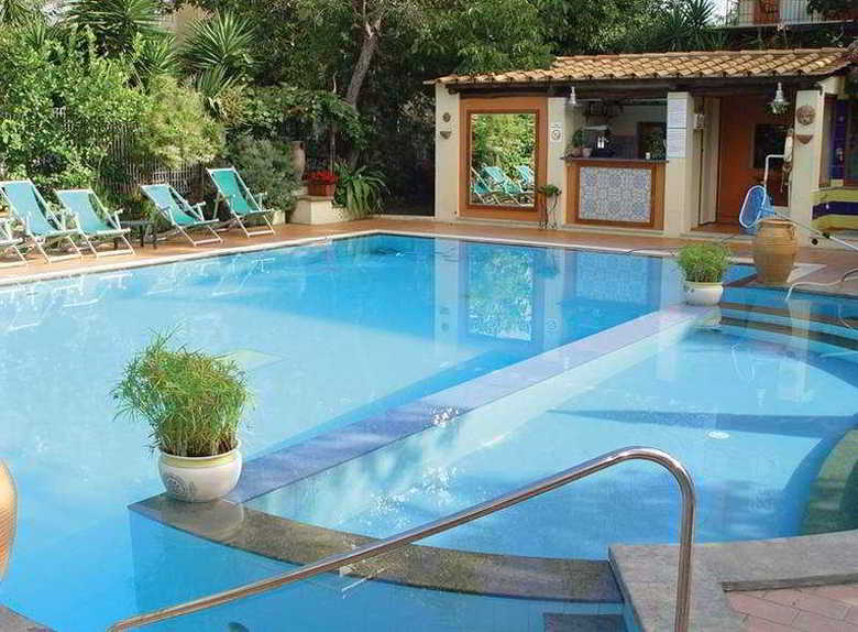 Hotel Villa Fernanda(.)