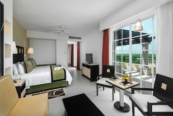 Hotel Marina El Cid Spa & Beach Resort All Inclusive
