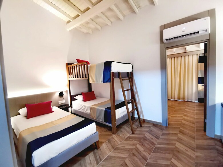 Hotel Crystal Flora Beach Resort