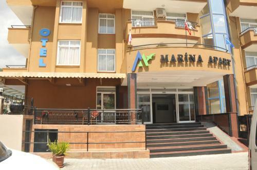 Marina Apart Hotel