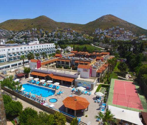 Hotel Tiana Beach Resort