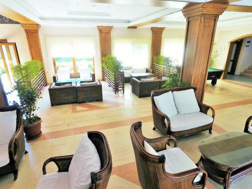 Hotel Tiana Beach Resort