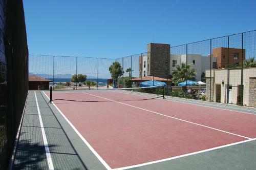 Hotel Tiana Beach Resort