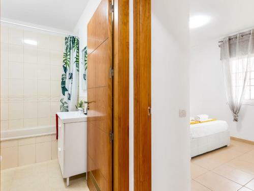 B18 Stunning 2 Bedroom Apartment En Los Abrigos