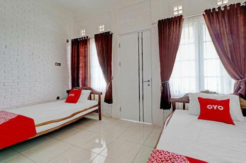 Hotel Oyo 90617 Rumah Oma Opa