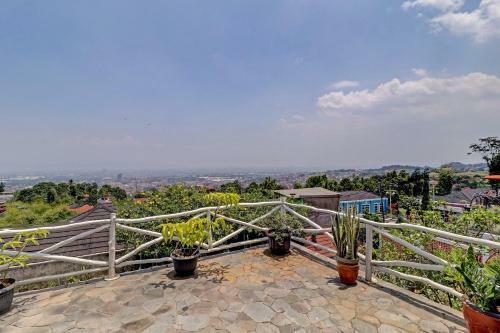 Hotel Oyo 90617 Rumah Oma Opa