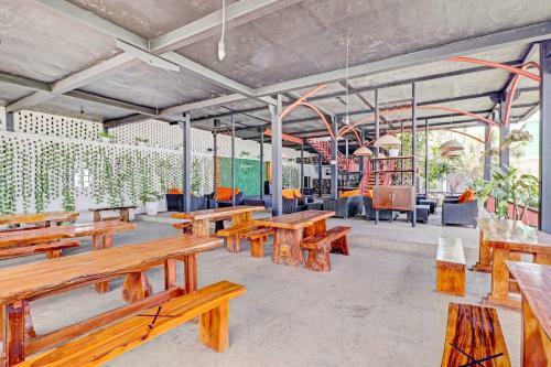 Hotel Oyo 90617 Rumah Oma Opa