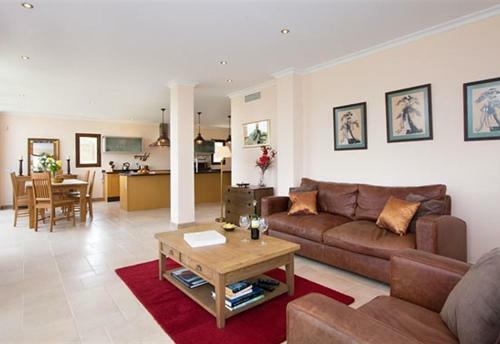 Luxury Villa On 5 Star Golf Course