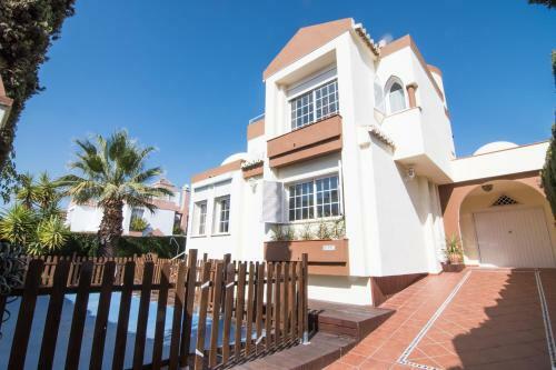 Tuguest Villas Blancas