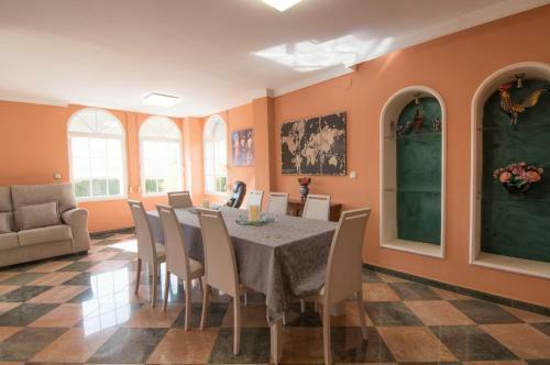 Tuguest Villas Blancas