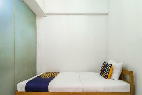 Hotel Spot On 90894 Icarus Home Syariah