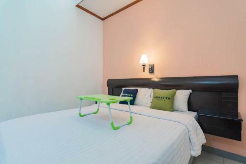 Urbanview Hotel Rumah Asri Bandung