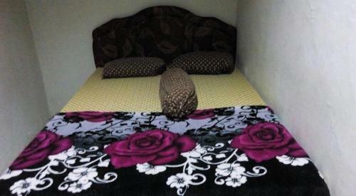 Hotel Oyo 90264 Tedja Guest House