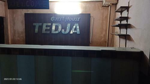 Hotel Oyo 90264 Tedja Guest House