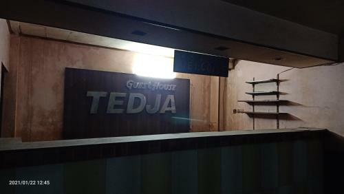 Hotel Oyo 90264 Tedja Guest House
