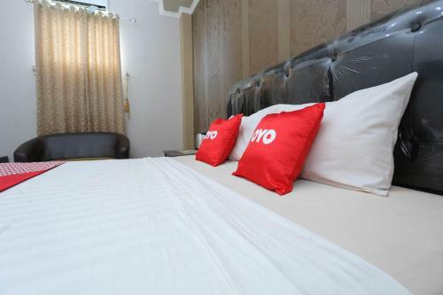 Hotel Oyo 1864 Tiara Guest House