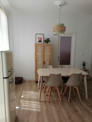 Apartamento Completamente Equipado En El Centro De Ferrol.