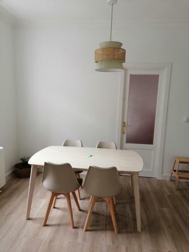 Apartamento Completamente Equipado En El Centro De Ferrol.