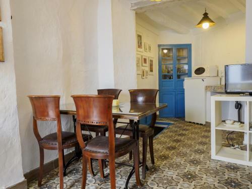 Cubo's El Rincon Del Gastor