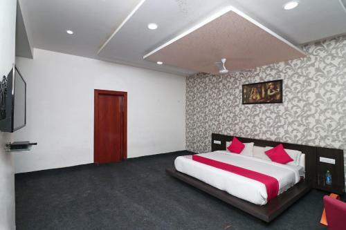 Oyo 16499 Hotel Moti Dungri Palace